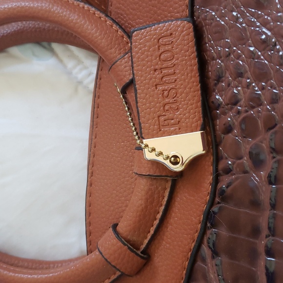 Alligator Style purse - Picture 2 of 8